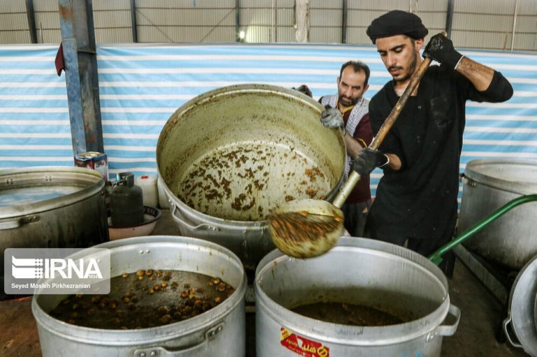 نرخ غذای دانشجویی دانشگاه آزاد تا مرز ۱۰ هزار تومان رفت