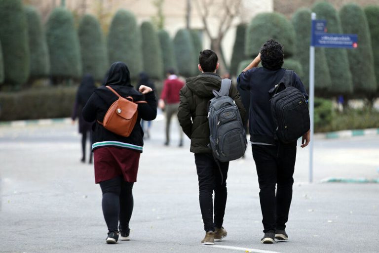 ۲۵ مهر، آغاز ثبتنام وامهای دانشجویی