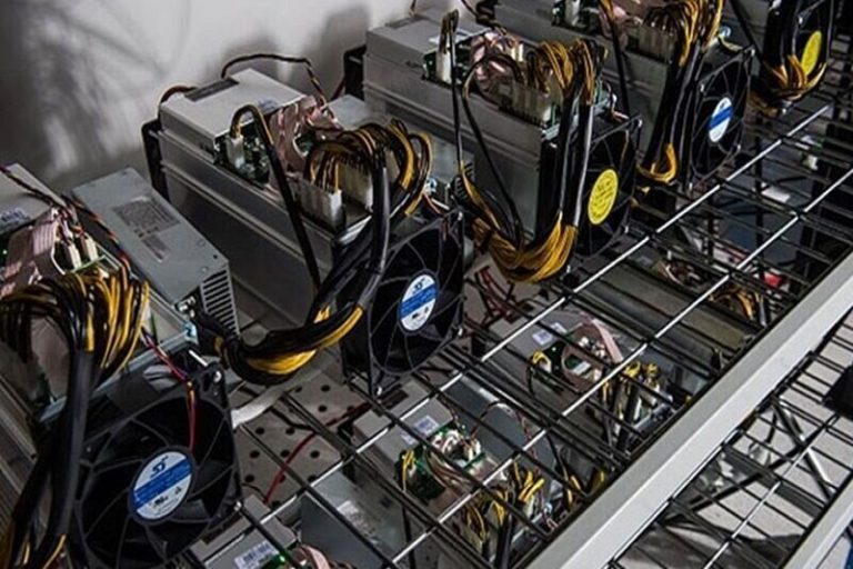 استخراجکنندگان قانونی ارز مجازی از اول مهر مجدد آغاز به کار کردند