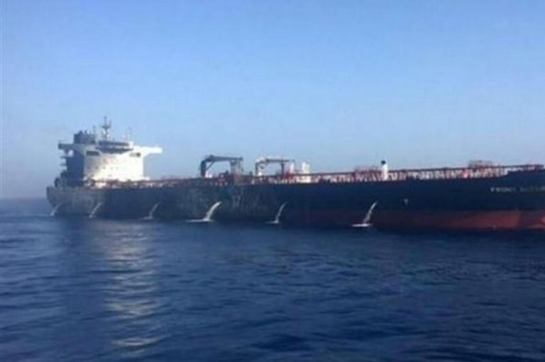 سومین نفتکش ایرانی حامل سوخت برای لبنان وارد خلیج سوئز شد