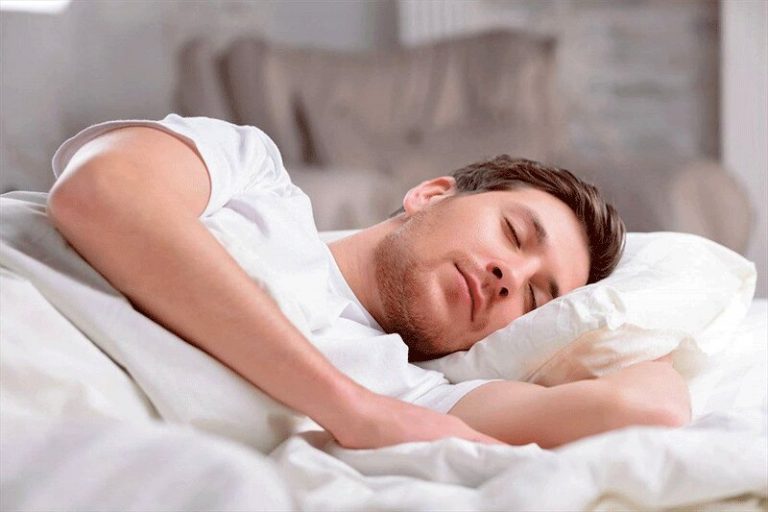 چرا در زمستان به سختی از خواب بیدار میشویم؟