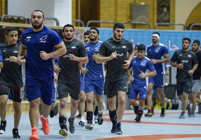 تعجب آمریکاییها از تغییرات در تیم ملی کشتی ایران/ جشن تولد یزدانی در حضور کاناداییها و ژاپنیها