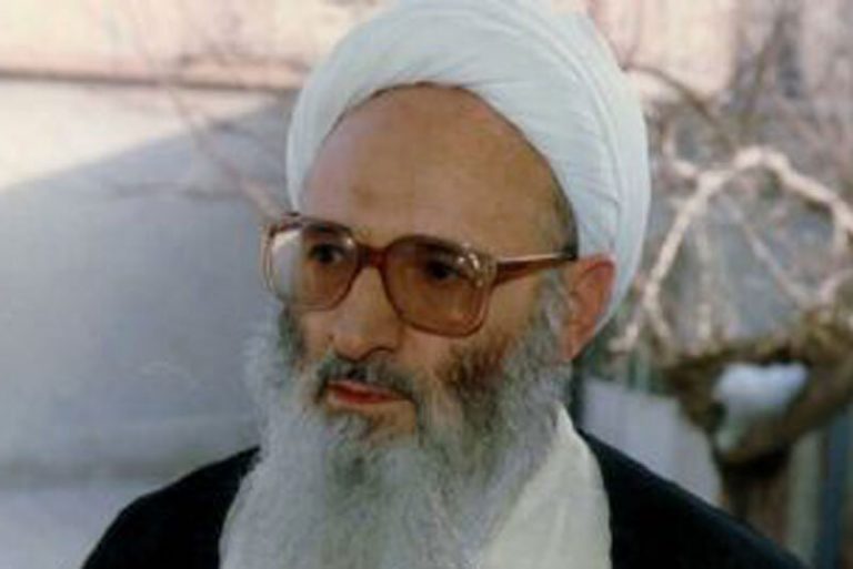 بشنوید | علامه حسن زاده آملی: خودت را آلوده نکن، ابد در پیش داریم …