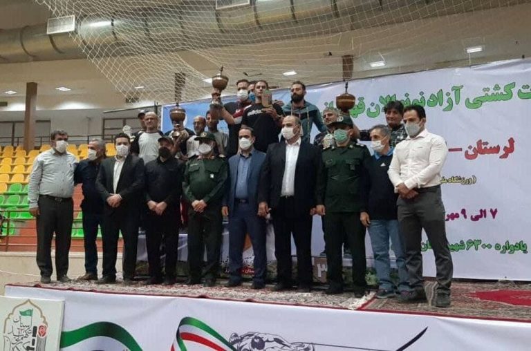 کشتی لرستان قهرمان رقابتهای نونهالان کشور شد