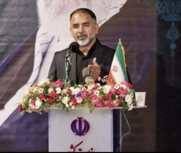 استقرار استاندار بومی در لرستان یک مطالبه بود که محقق شد