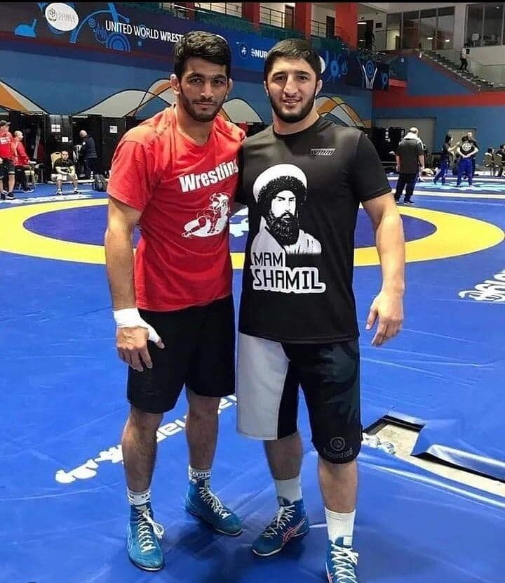 نوابغ کشتی ایران و روسیه در یک قاب/عکس