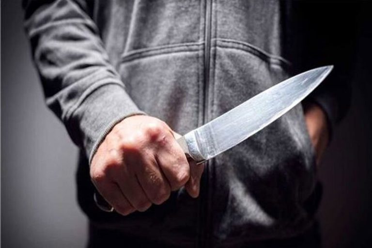 ببینید | تونل وحشت در چند ثانیه؛ حمله مرگبار با خودرو به یک راننده قمهکش