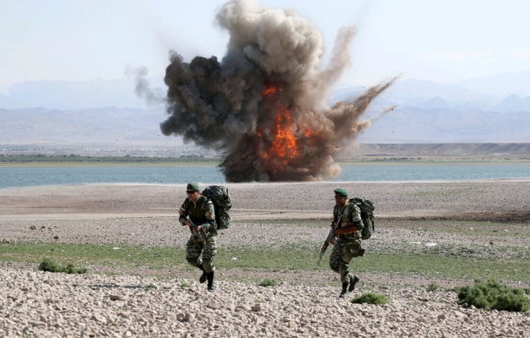 تحولات قفقاز جنوبی تهران و باکو را به کدام سمت میبرد؟