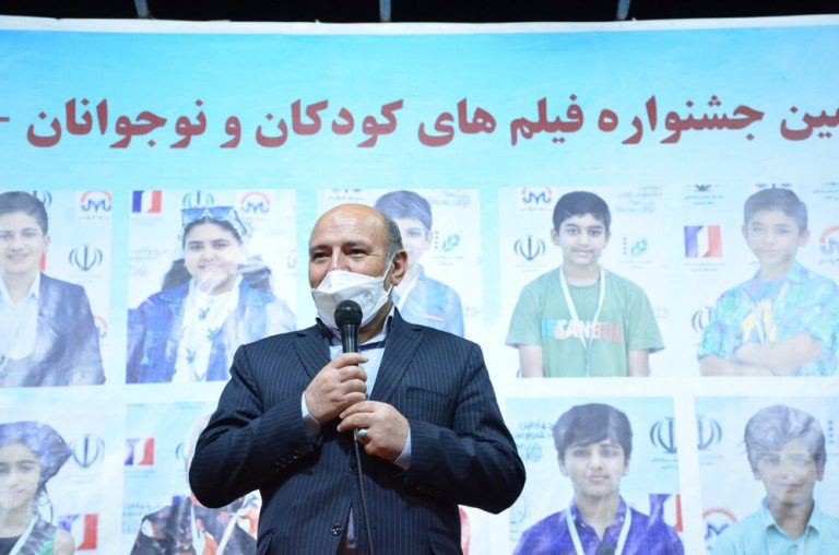 ارزشها و رویدادها در قالب هنر ماندگار تر است