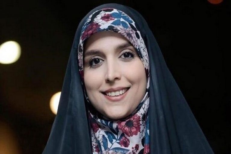 ببینید | انتقاد تند و خبرساز مژده لواسانی به مخالفین تزریق واکسن روی آنتن زنده