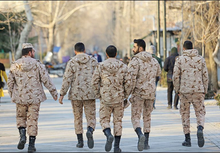 خرید و فروش سربازی یا خدمت حرفهای؟/ توضیحاتی درباره طرح جدید مجلس
