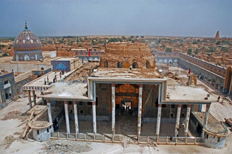 ببینید | فیلم قدیمی از حمله تروریستهای آمریکایی به حرمین عسکریین (ع)