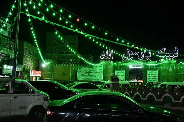 ببینید | کارناوال خودرویی جالب و تماشایی در سالروز تولد پیامبر اعظم در یمن