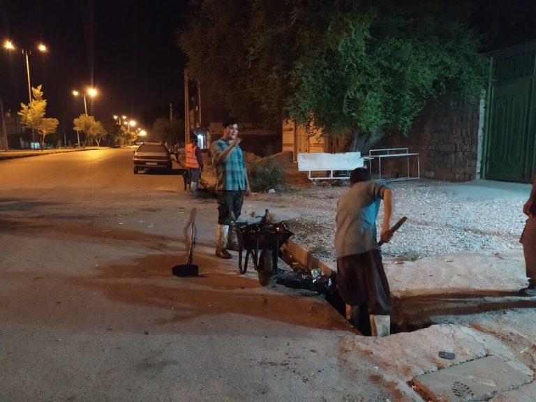 پاکسازی و لایروبی ۳۰۰ هزار متر از جوی های روباز و فاضلاب شهری در گتوند