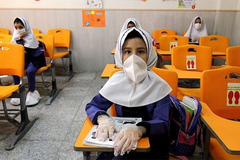 ببینید | احتمال تعویق بازگشایی مدارس از نیمه آبان ماه