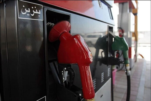  کیهان: در دولت احمدی نژاد قیمت بنزین از ۸۰تومان به ۷۰۰ تومان رسید