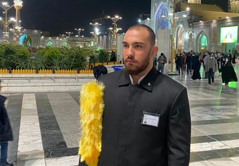 قهرمان کشتی جهان خادم امام رضا (ع) شد/عکس