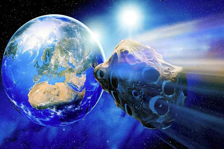 سقوط یک شی عجیب از فضا بر روی خانهای در آمریکا