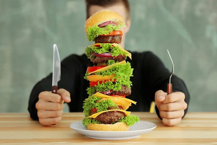 مدار بوی غذا در مغز باعث پرخوری میشود