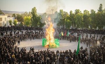 آیین سنتی خیمه سوزان در سرخه برگزار شد