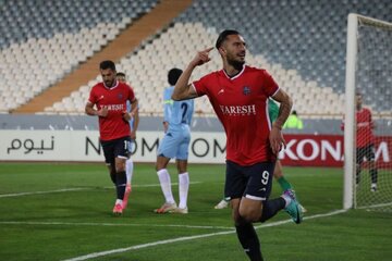 پرسپولیس نه؛ مهاجم لیگ برتری لژیونر شد