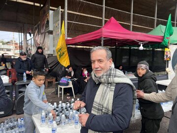 حضور عراقچی در موکب حزبالله/عکس