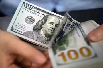 قیمت دلار روز سهشنبه ۲۳ بهمن به کدام سمت میرود؟