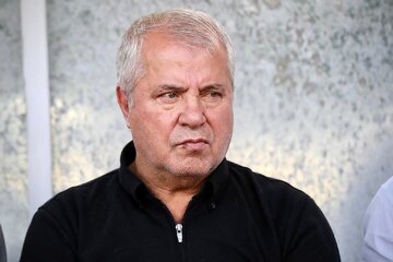 پروین: سر سوزنی در کار پرسپولیس دخالت نکردهام/ بازیکن پول میگیرد چرا من فحش بخورم