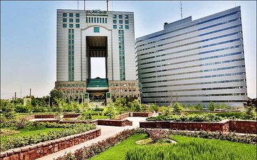 یک اتفاق نگرانکننده/ تفکیک وزارت راه و شهرسازی با قانون اساسی، برنامه هفتم و سیاستهای کلان ابلاغی از سوی مقام معظم رهبری مغایرت دارد