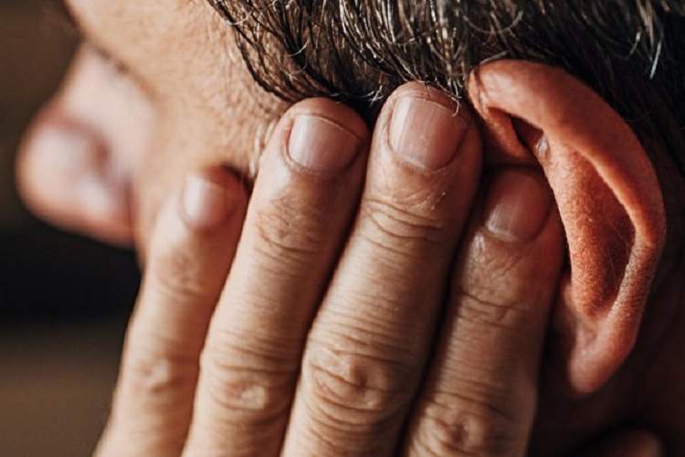 تأثیر خواب عمیق بر شدت وزوز گوش: راهی برای درمان؟