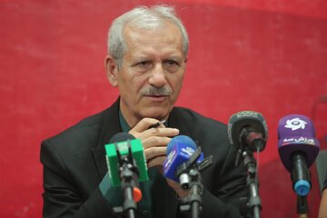 نمیدانم چرا گلمحمدی آن حرفها را علیه من زد