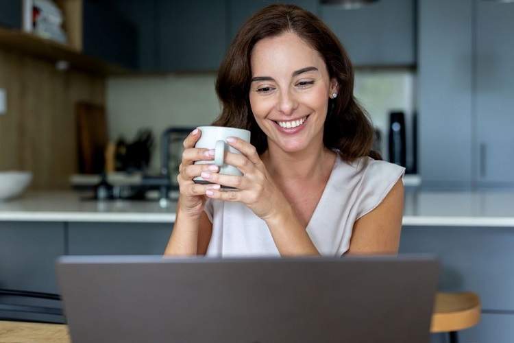 چگونه لحن محترمانه بر پاسخهای ChatGPT تأثیر میگذارد؟