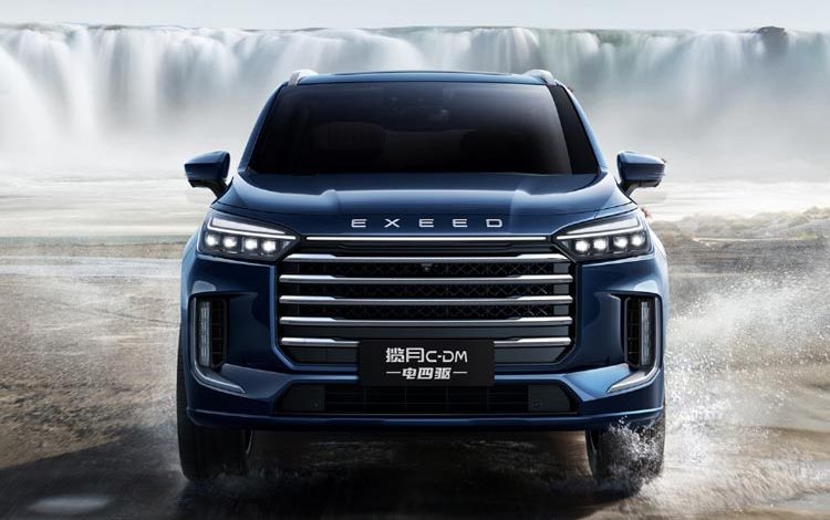 چین با خودروی هیبریدی چری Exeed VX C-DM سطح انتظارات را بالاتر میبرد