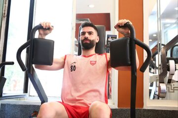 دستبرد یحیی گلمحمدی به باشگاه پرسپولیس