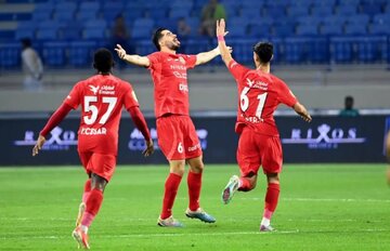 عکس| لژیونر ایرانی بهترین بازیکن امارات شد