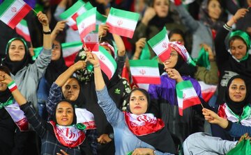 موافقت با حضور زنان در دیدار تیم ملی فوتبال با کره شمالی