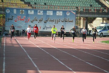 اتفاق حیرت انگیز در فدراسیون دوومیدانی؛ اندازه گیری مسیر مسابقات با کیلومتر ماشین!/ هر کسی زودتر آمد، داور شد