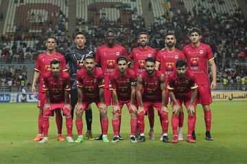 فسخ قرارداد بازیکن فولاد پس از درگیری با گل‌محمدی