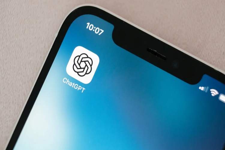 مدل GPT-4o دوباره به نسخه قدیمی برگشت