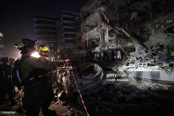اصابت موشک ایران به یک مرکز استراتژیک/حرکت ناوشکن یواساستوماس هادنر آمریکا به شرق مدیترانه/یک سرباز کشته و ۷۰ نفر زخمی شدند/ اصابت موشک به حیفا