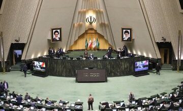 زلزله قانونی در لیگ برتر / جرمانگاری استفاده از منابع دولتی برای ورزش حرفهای