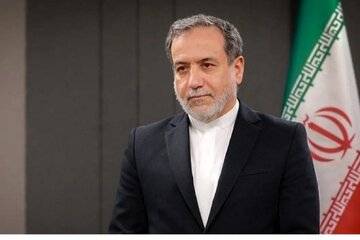 عراقچی: در مورد موضوع موشکی با هیچ کس هیچ گفتوگویی نداریم/ با آمریکا حرفی نداریم
