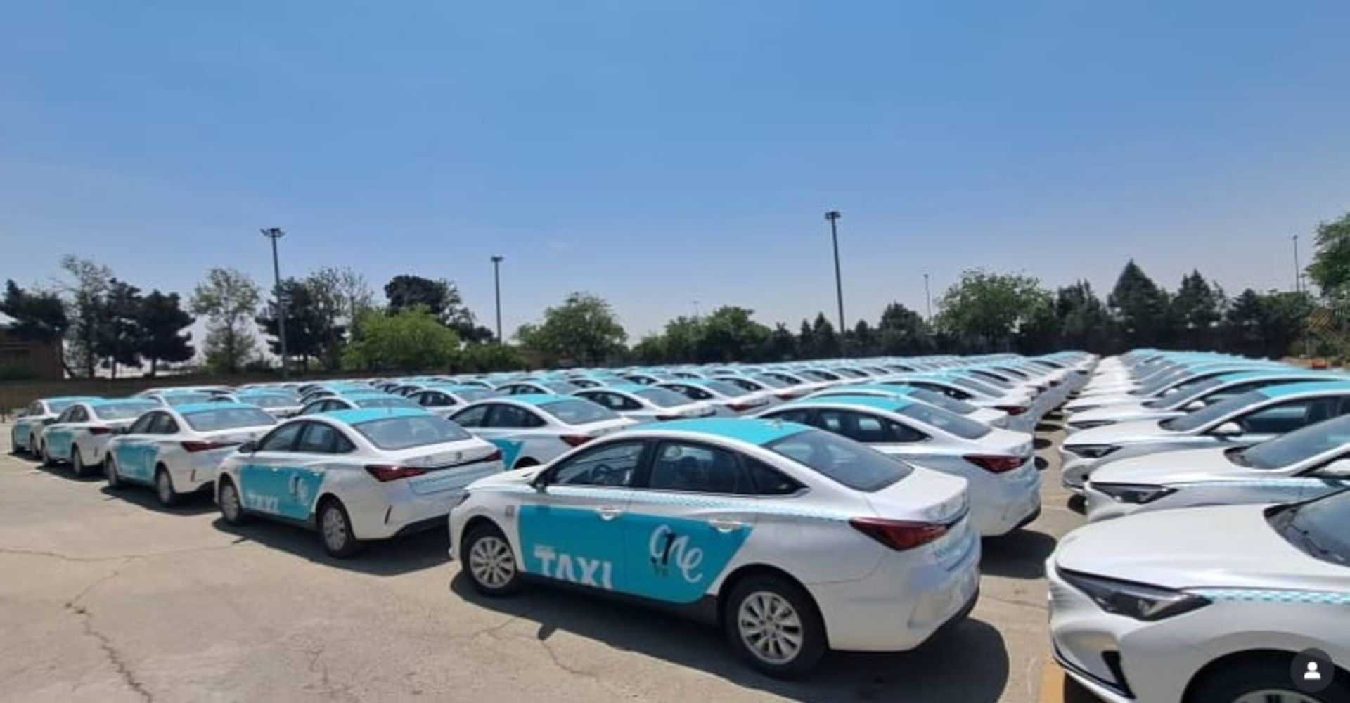 خودروهای دات وان شرکت تاکسی بابک زنجانی