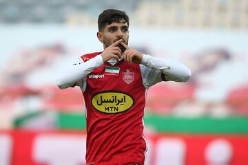 میخواهم از پرسپولیس به تیم ملی و دورتموند برسم!