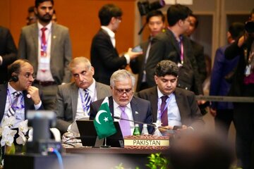 توئیت معنادار وزیرخارجه پاکستان در ایکس با انتشار یک تصویر:در چنین دوران پرچالشی،این دیدارها ارزشمند و سودمند است