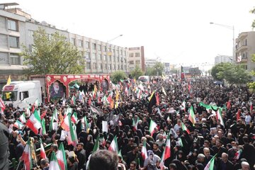 حضور اقشار مختلف مردم افغانستان در سفارت ایران برای امضای دفتر یادبود شهدای اقتدار