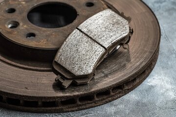 صدای لنت ترمز؛ تشخیص علل و راههای رفع تخصصی