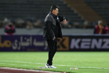 محمد نوازی: اگر پاسپورتم ایرانی نبود هنوز در استقلال بودم!/ شب دربی به من دروغ گفتند
