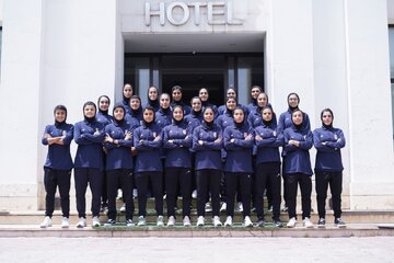 کاروان تیم ملی فوتبال زنان در راه آسیا