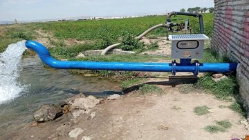 برق ۸ حلقه چاه دارای تخلف در شهرستان سلسله قطع شد